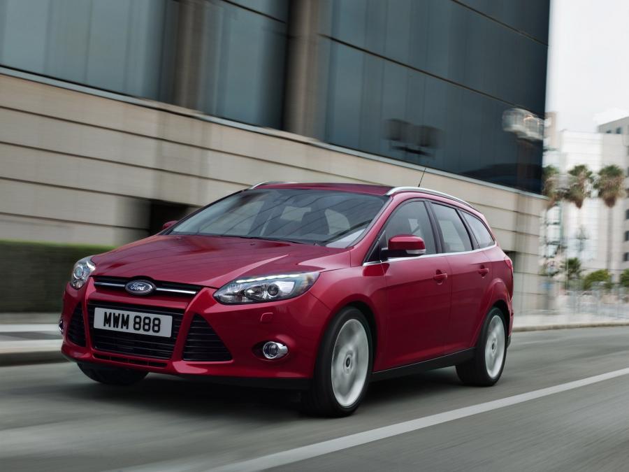  Ford Focus Hatchback 2010 года  (фото 24 из 52)